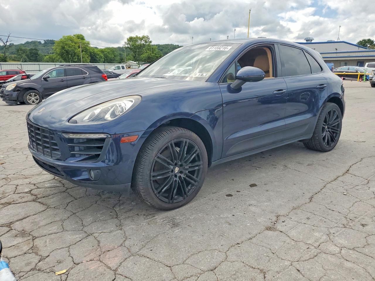 2015 PORSCHE MACAN
