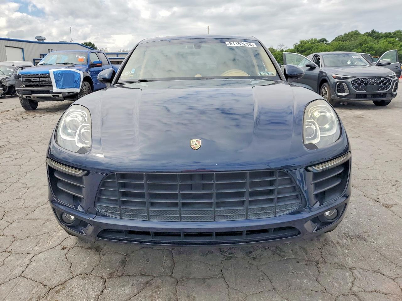 2015 PORSCHE MACAN