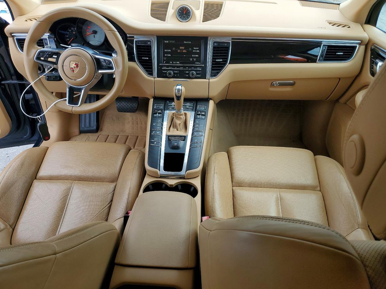 2015 PORSCHE MACAN