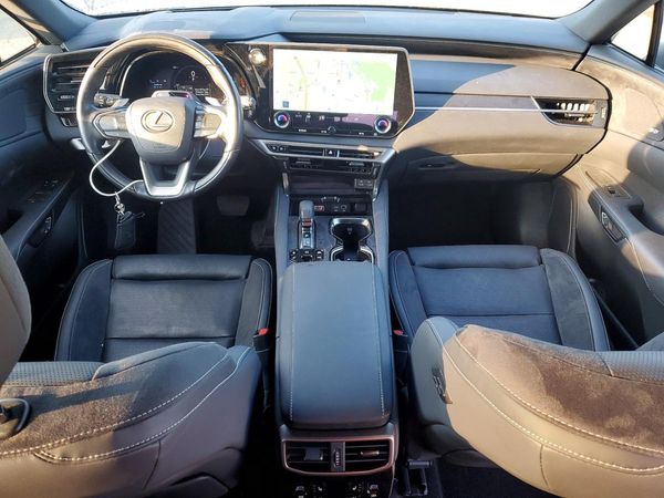 2025 LEXUS RX 450h+