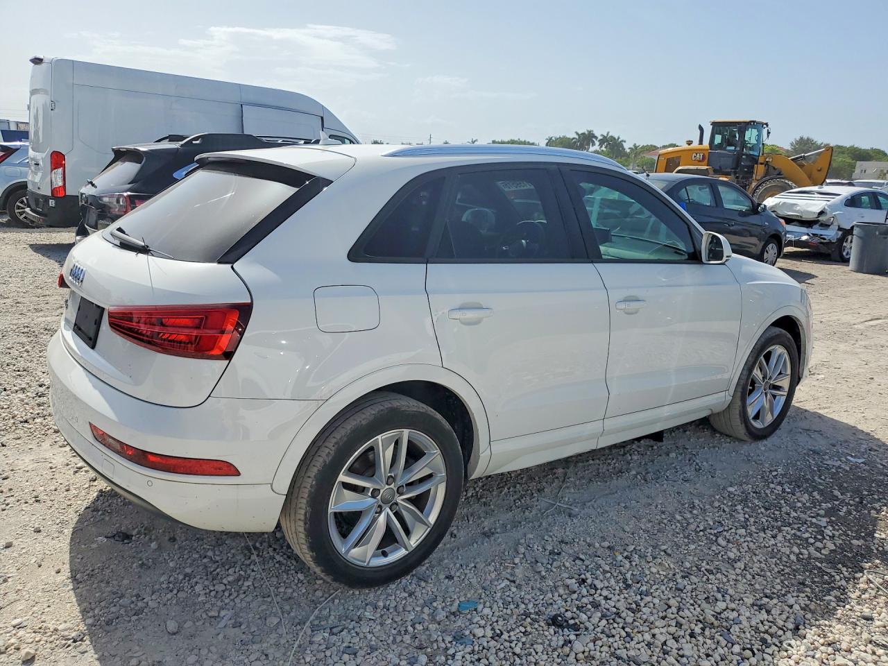 2018 AUDI Q3 Premium, Sport Premium