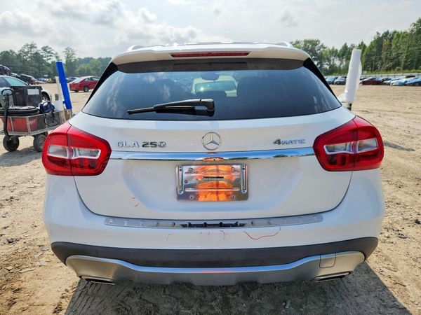 2019 MERCEDES-BENZ GLA GLA250-4M