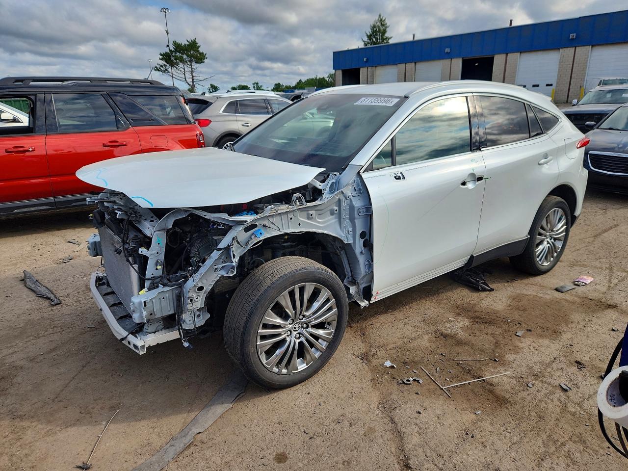2024 TOYOTA VENZA