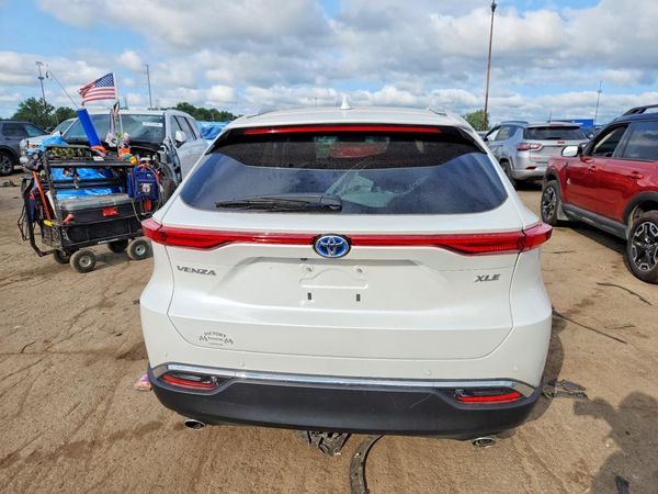 2024 TOYOTA VENZA