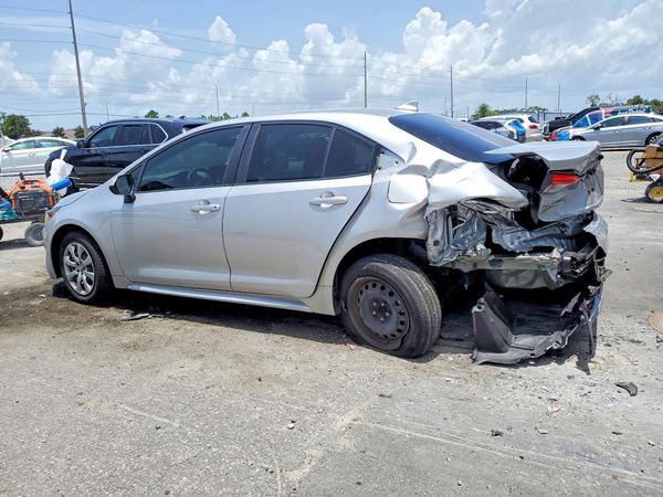 2021 TOYOTA COROLLA