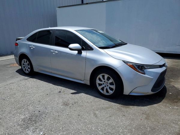 2021 TOYOTA COROLLA