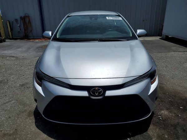 2021 TOYOTA COROLLA