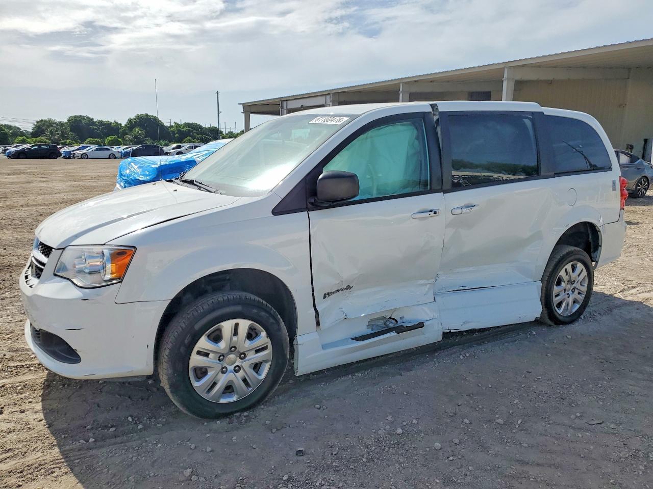 2018 DODGE GRAND CARAVAN SE