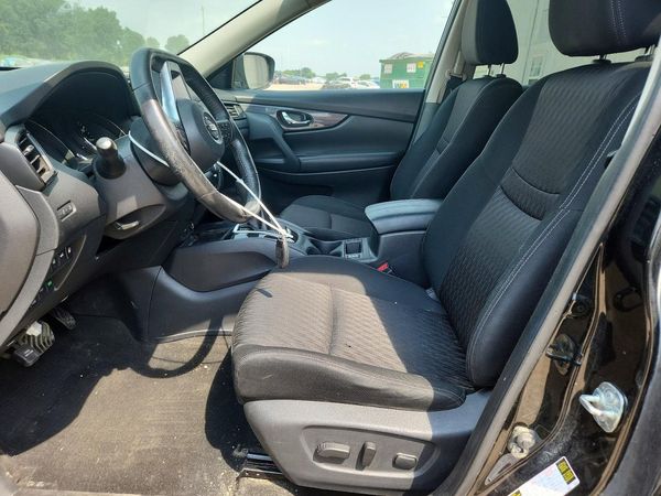 2019 NISSAN ROGUE