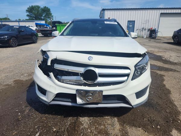 2015 MERCEDES-BENZ GLA GLA250 4-MATIC