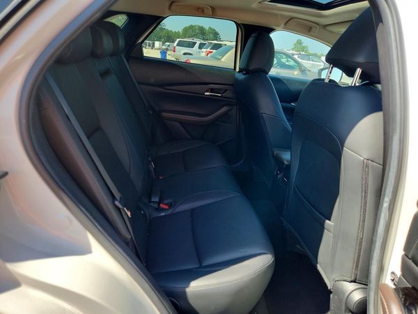 2022 MAZDA CX-30 Premium Package