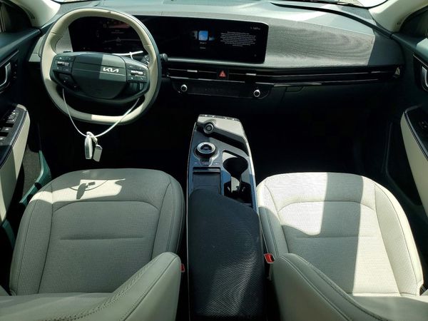 2025 KIA EV6