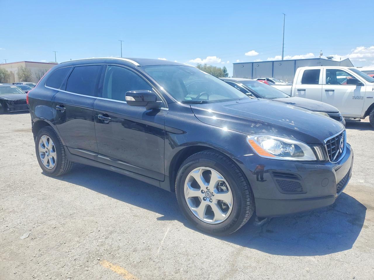 2013 VOLVO XC60