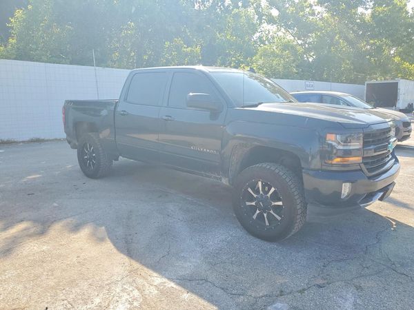 2018 CHEVROLET SILVERADO LT