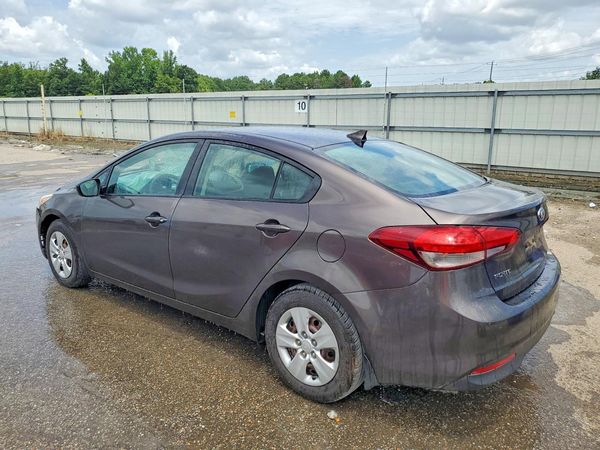 2017 KIA FORTE LX Base