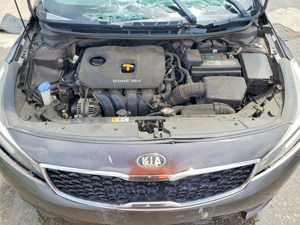 2017 KIA FORTE LX Base