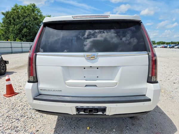 2016 CADILLAC ESCALADE ESV Luxury