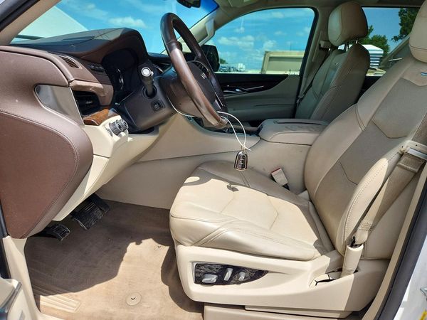 2016 CADILLAC ESCALADE ESV Luxury