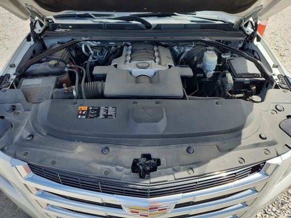 2016 CADILLAC ESCALADE ESV Luxury