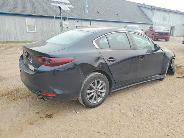 2021 MAZDA 3