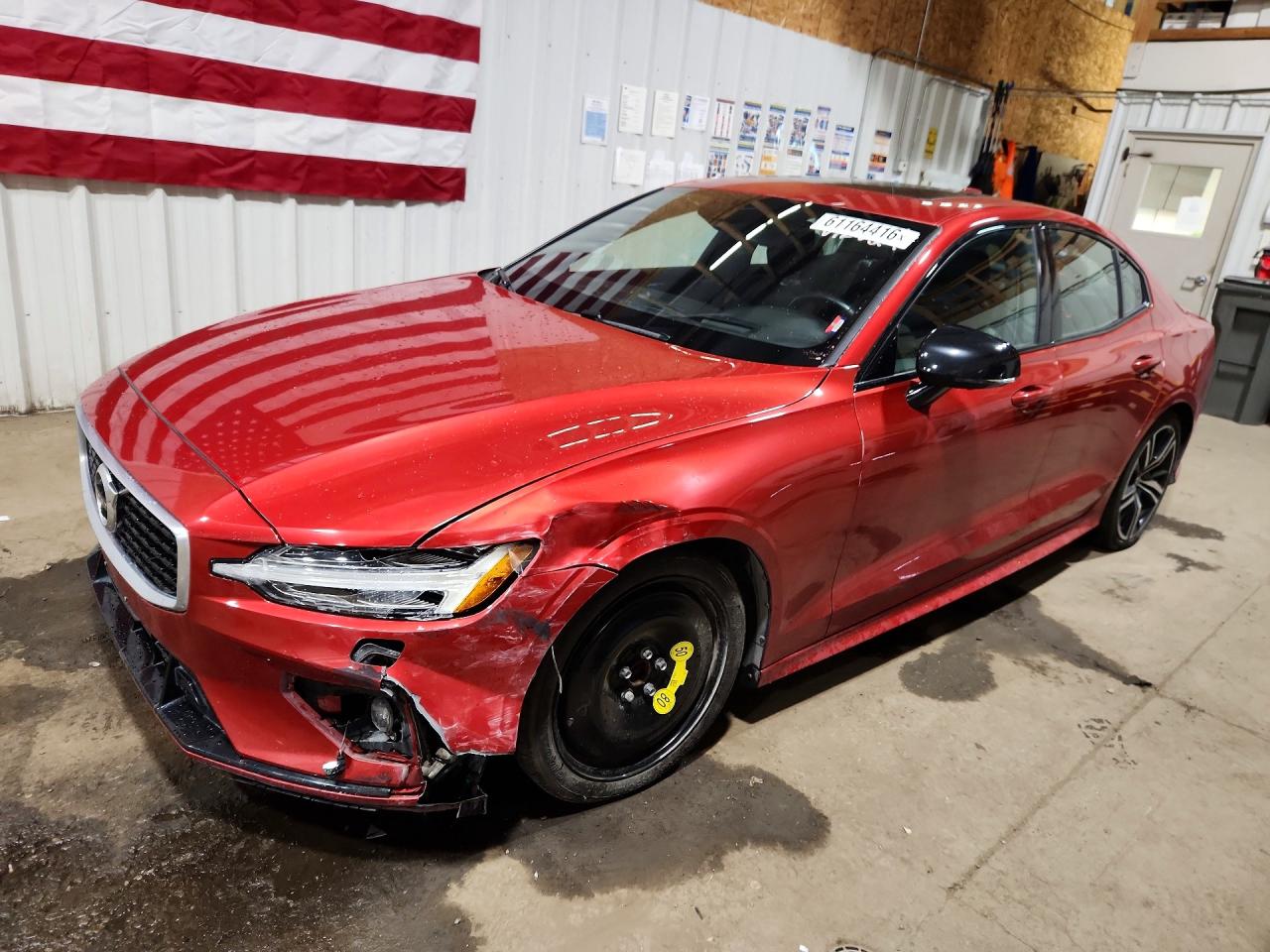 2019 VOLVO S60 R-Design