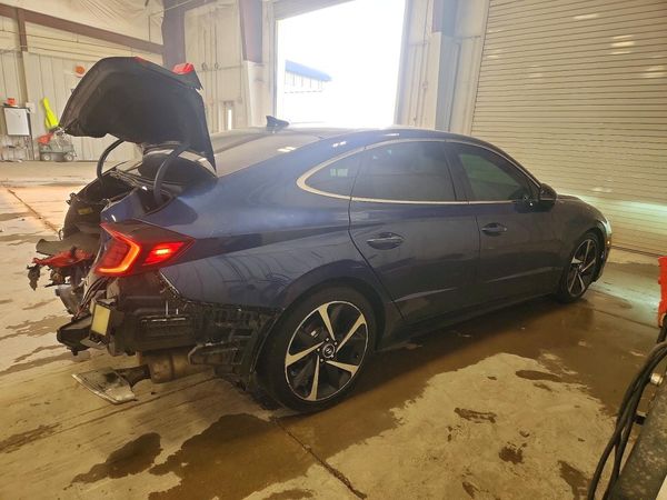2021 HYUNDAI SONATA SEL Plus