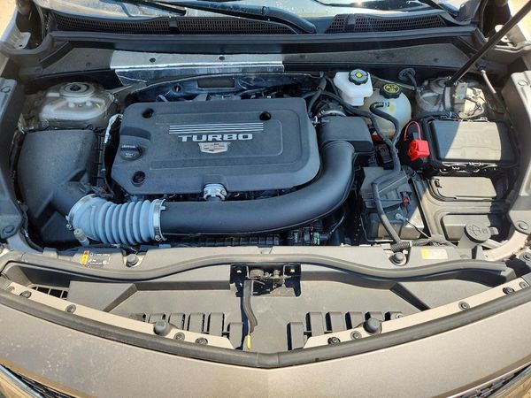 2023 CADILLAC XT4 Premium Luxury