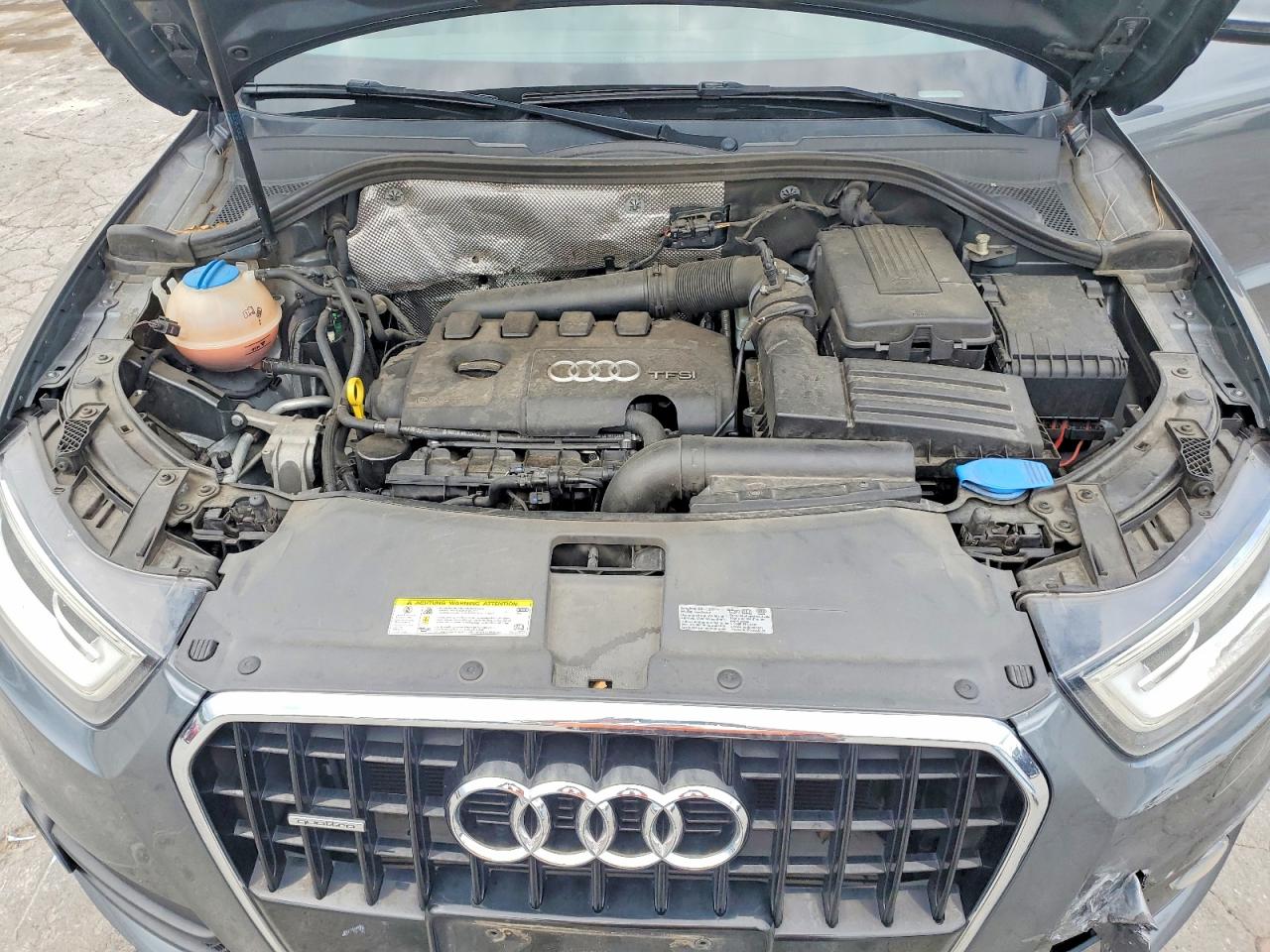 2015 AUDI Q3 quattro Premium Plus