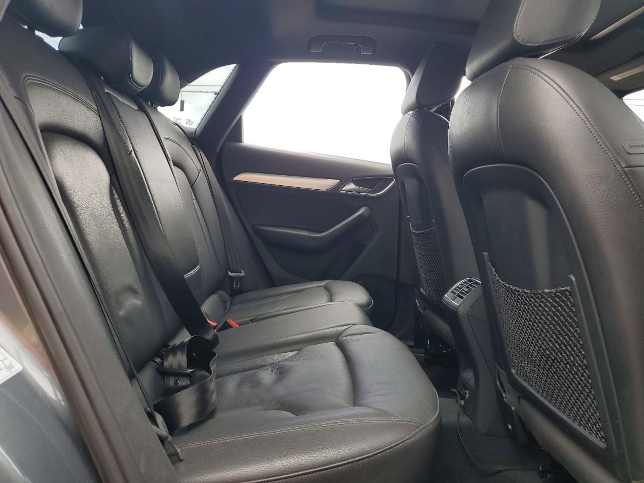 2015 AUDI Q3 quattro Premium Plus