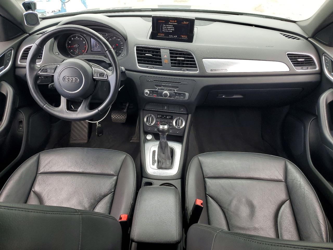 2015 AUDI Q3 quattro Premium Plus