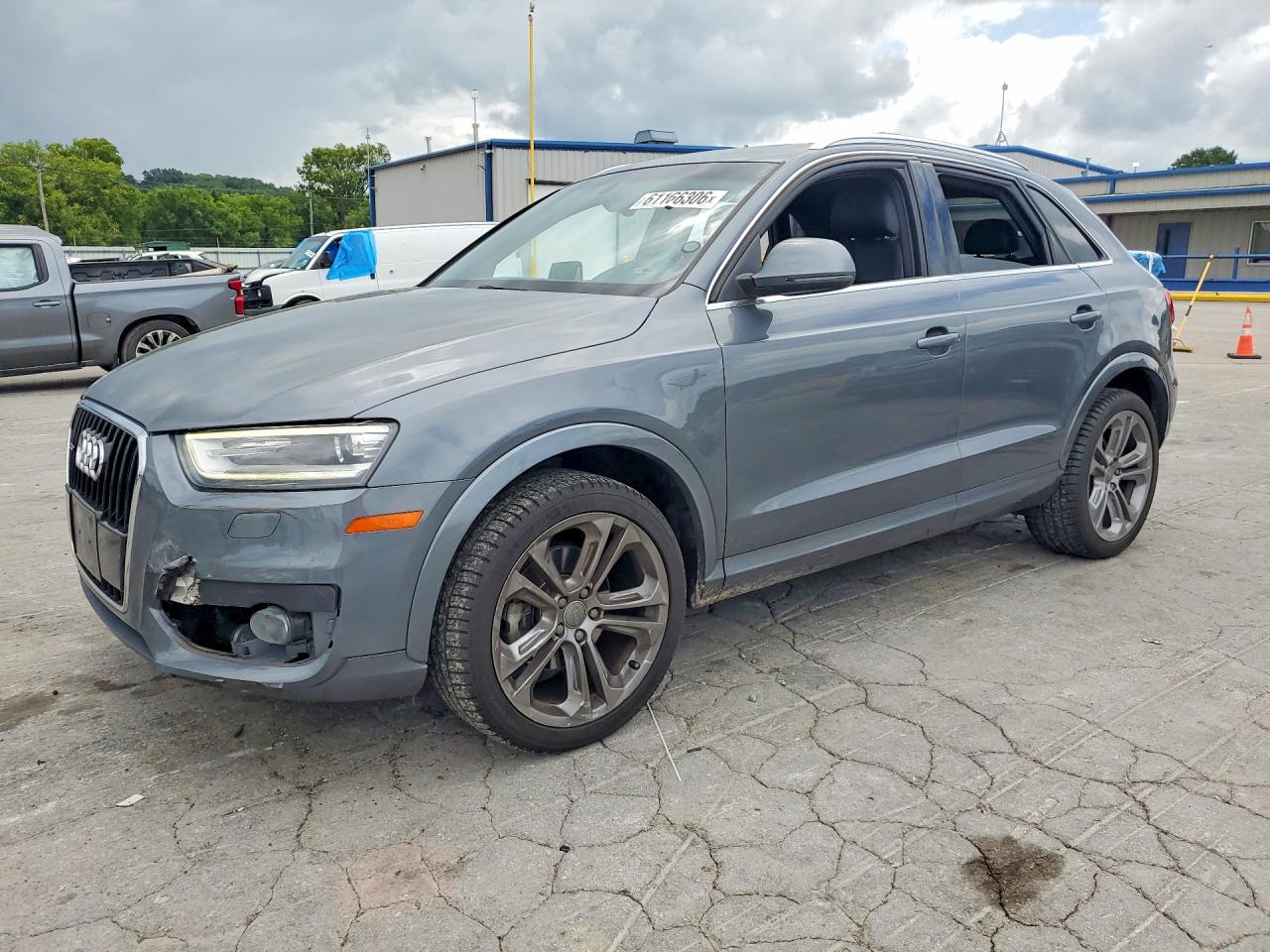 2015 AUDI Q3 quattro Premium Plus