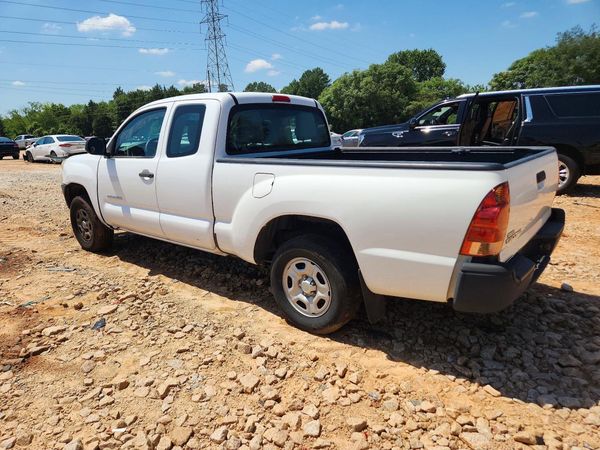 2015 TOYOTA TACOMA Delux Grade