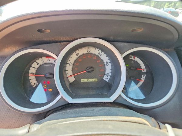 2015 TOYOTA TACOMA Delux Grade