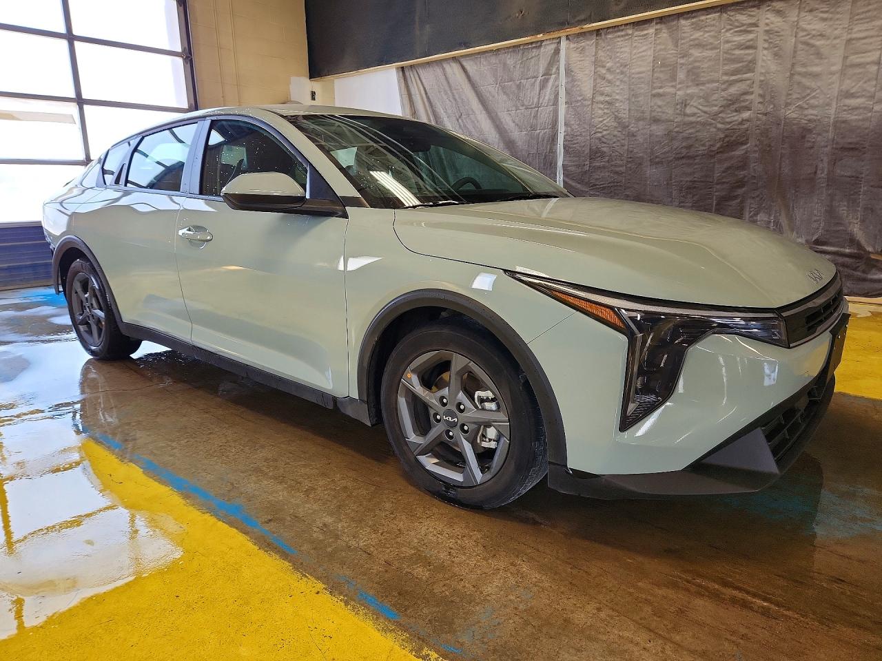 2026 KIA K4 LX, LXS