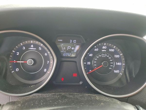 2016 HYUNDAI ELANTRA
