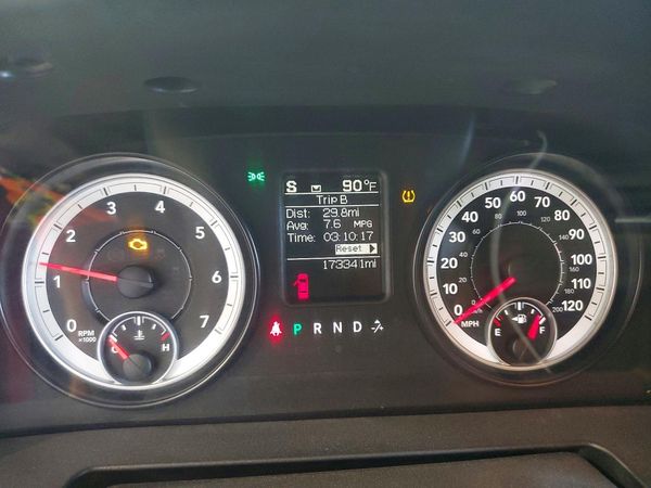 2014 RAM 1500 SLT