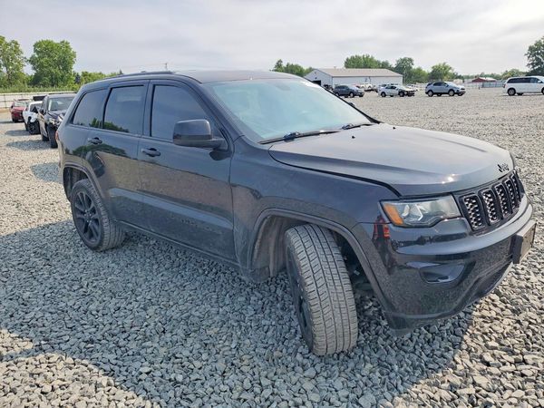 2018 JEEP GRAND CHEROKEE LAREDO 4X4