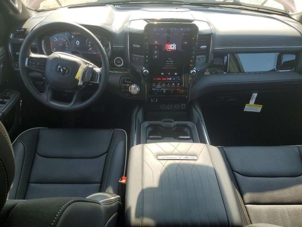 2026 RAM 1500 LIMITED CREW CAB 4X4