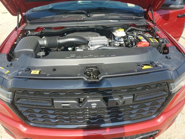 2026 RAM 1500 LIMITED CREW CAB 4X4