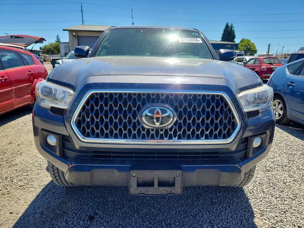 2018 TOYOTA TACOMA