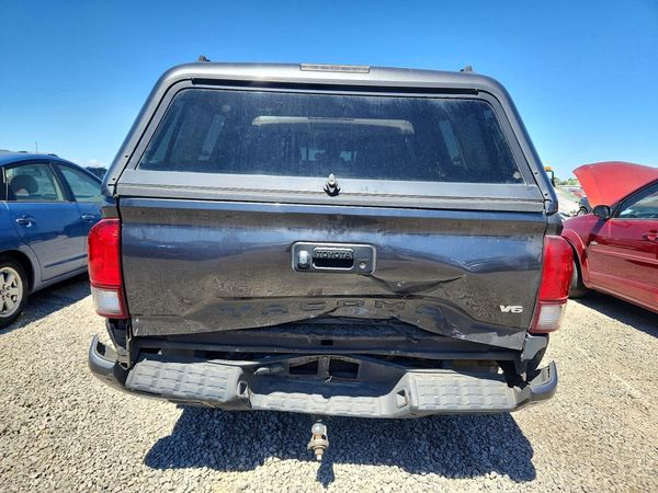 2018 TOYOTA TACOMA