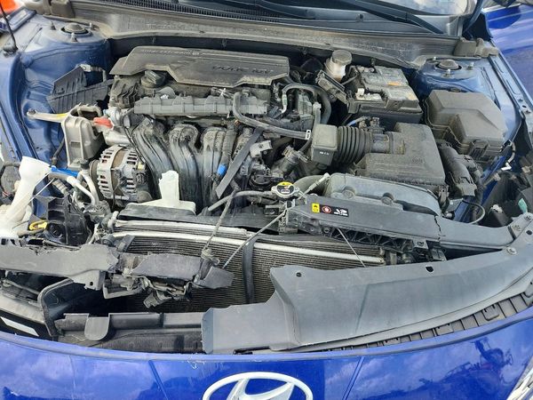 2021 HYUNDAI ELANTRA Limited