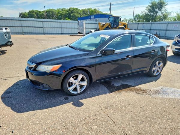 2013 ACURA ILX 20 TECH