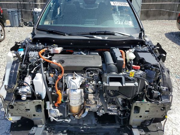 2026 HONDA CRV Sport Touring — Engine bay