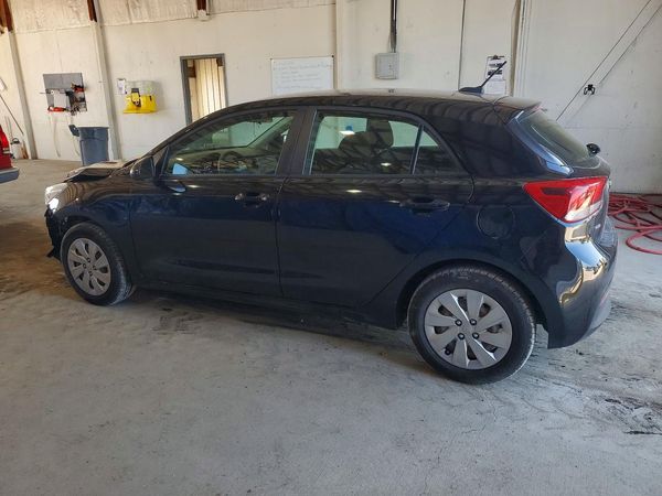 2018 KIA RIO 5-DOOR LX, S