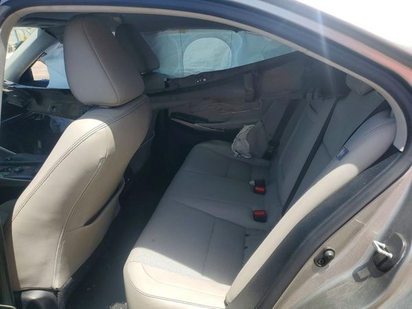 2015 LEXUS IS