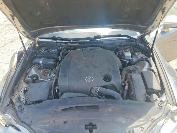 2015 LEXUS IS