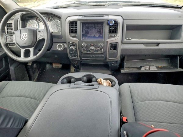 2020 RAM 1500 CLASSIC Tradesman, ST
