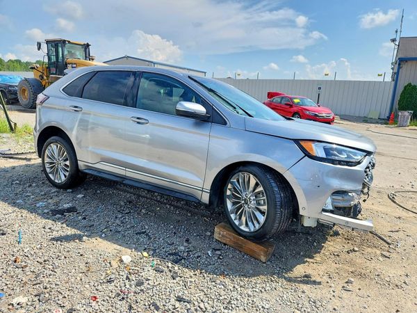 2020 FORD EDGE Titanium — Passenger 3/4