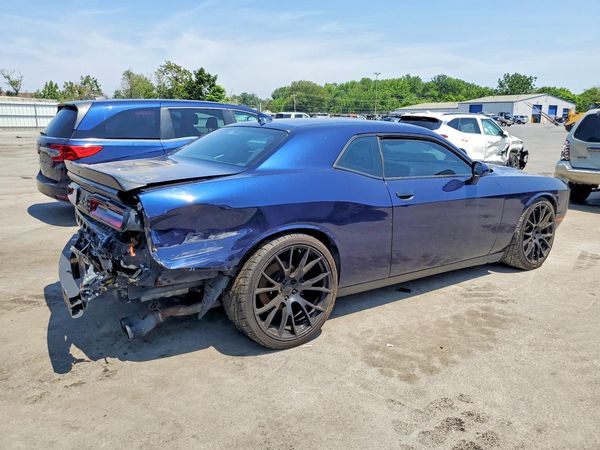 2016 DODGE CHALLENGER SXT